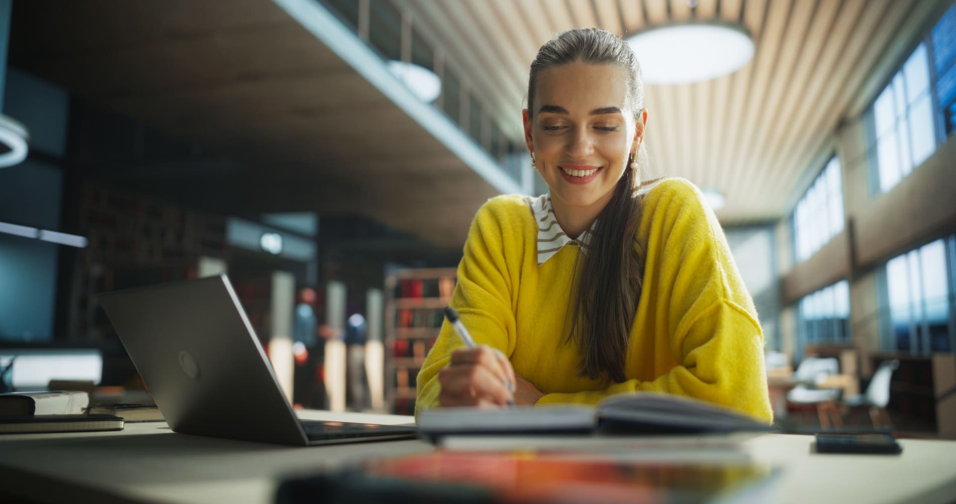 Estudiante de Medicina preparando el MIR con aprendizaje basado en preguntas y banco de preguntas online